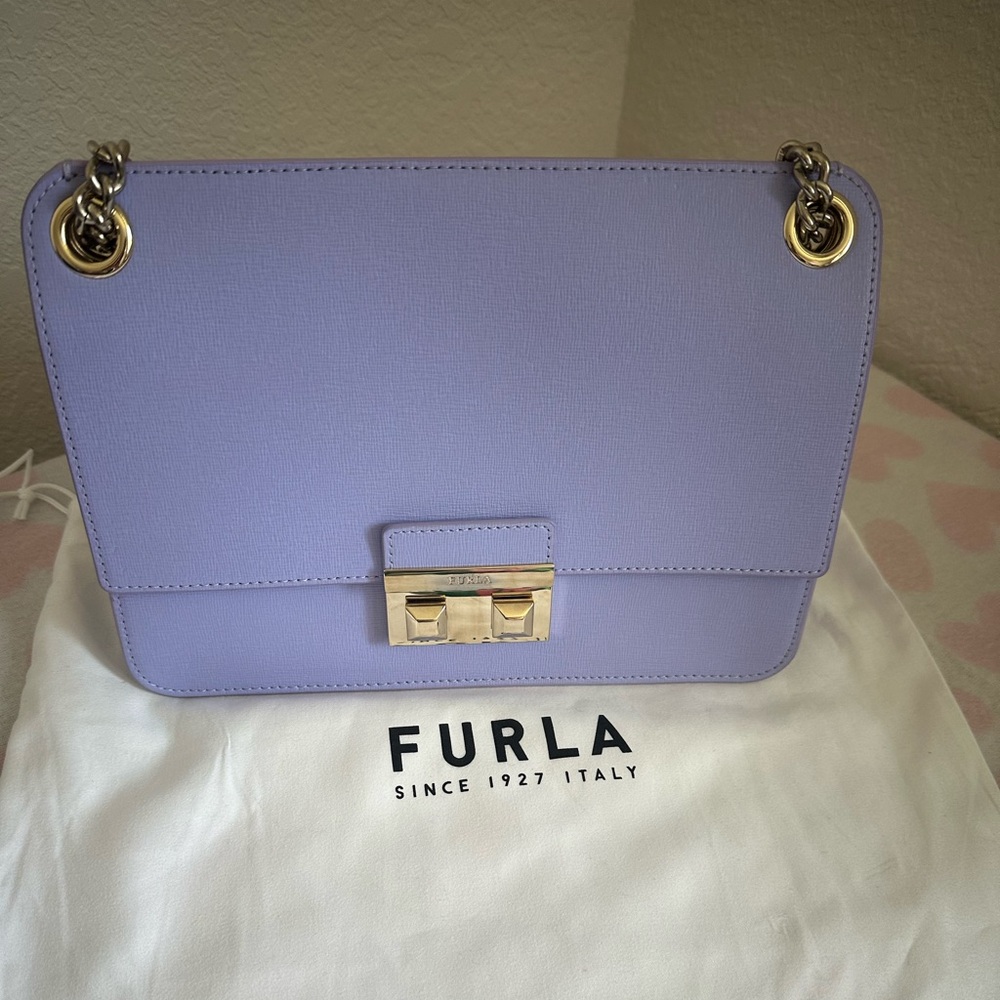 ❌ SOLD ❌ Metropolis leather handbag in purple - FURLA
